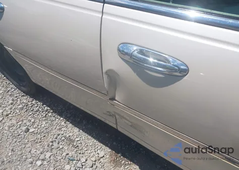 2001 Lincoln Town Car Cartier from USA, damaged, VIN 1LNHM83W71Y629856